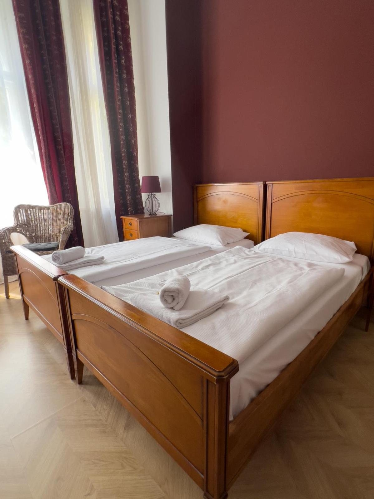 Hotel-Maison Am Olivaer Platz 베를린 외부 사진