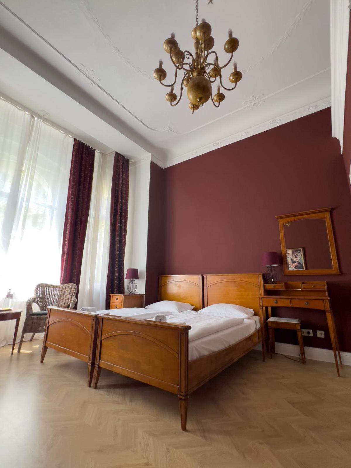 Hotel-Maison Am Olivaer Platz 베를린 외부 사진